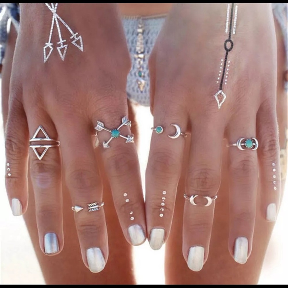 🌙 SIX PIECE SILVER ARROW & MOON MIDI RING SET